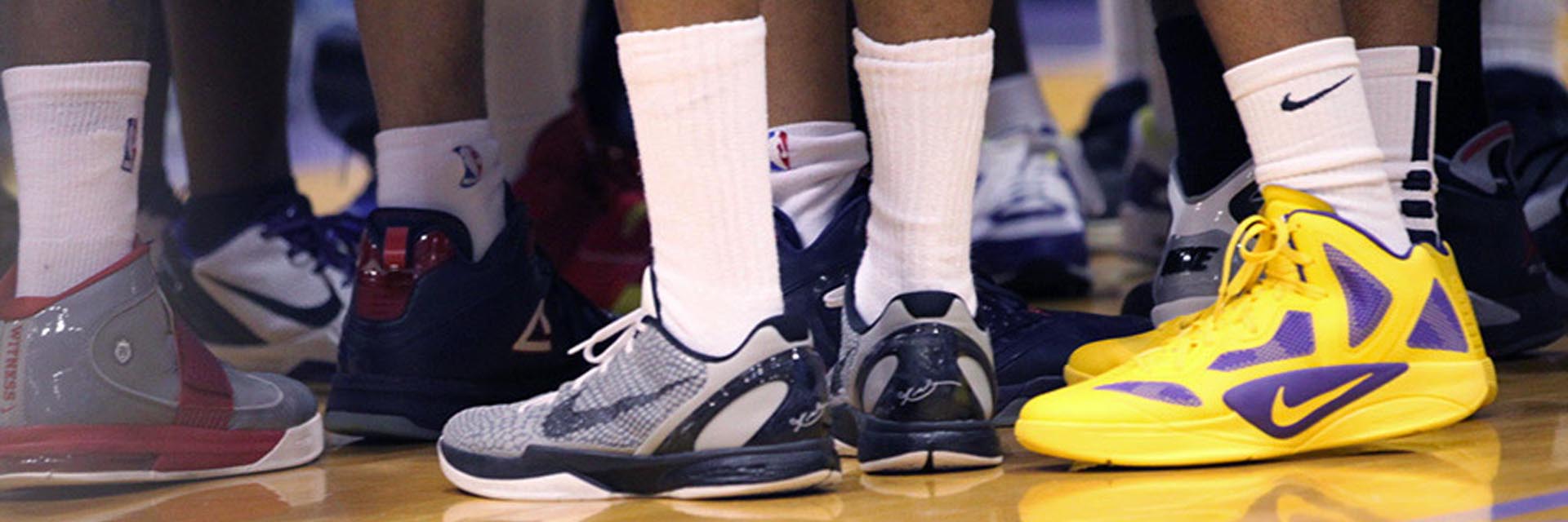 Best High Top Basketball Shoes [2023 Review] High Ankle BBall Sneaker